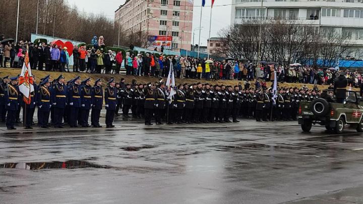  В Североморске состоялся парад Победы и зажгли Огонь памяти
